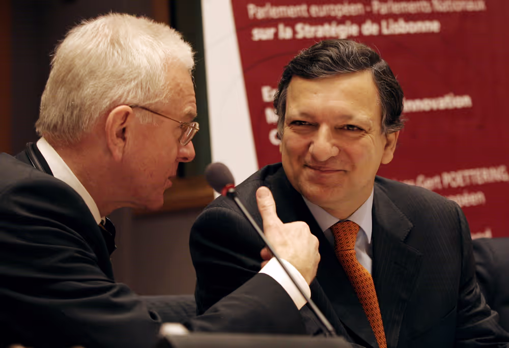 Towards the Lisbon Treaty