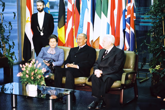 Visit of Anwar al-Sadat, President of Egypt, to the EP in Luxembourg