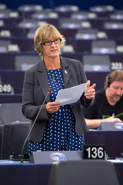 EP Plenary session - Question time to Commission - Increasing EU ambitions on biodiversity ahead of COP 15