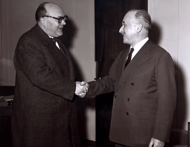 Φωτογραφία 4: Jean MONNET in the 50s