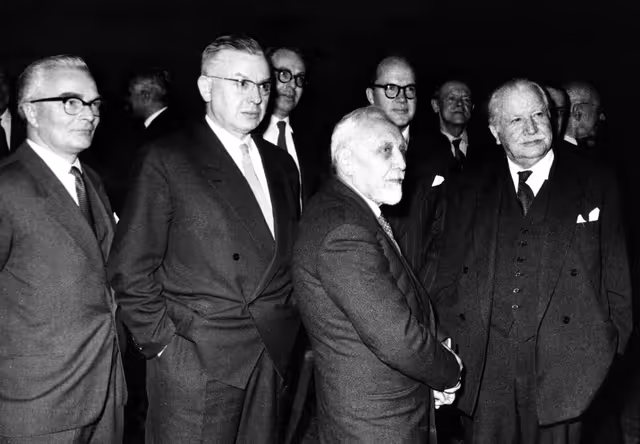 Fotografia 3: TV Luxembourg - Eurovision - 1957