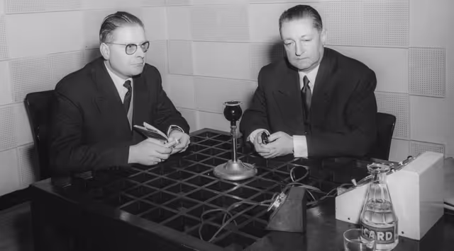 Fotografia 8: Henri ROCHEREAU during the Constitutive session of the new European Parliamentary Assembly on the 19th of March 1958