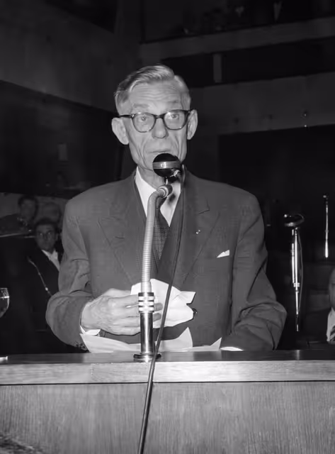 Fotografia 12: Paul FINET during the Constitutive session of the new European Parliamentary Assembly on the 19th of March 1958