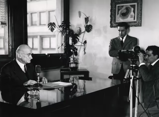 Nuotrauka 23: TV interview of Robert SCHUMAN