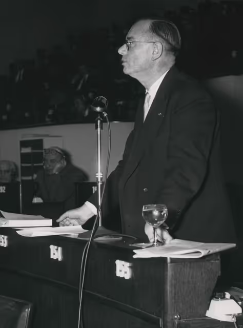 Nuotrauka 14: Richard JAEGER in Common Parliamentary Assembly in january 1959