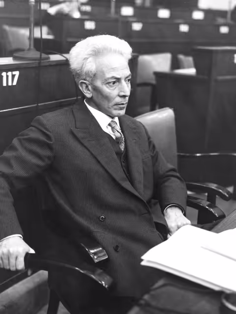 Giovanni ANGIOY during a session in Strasbourg, France, November 21, 1961.