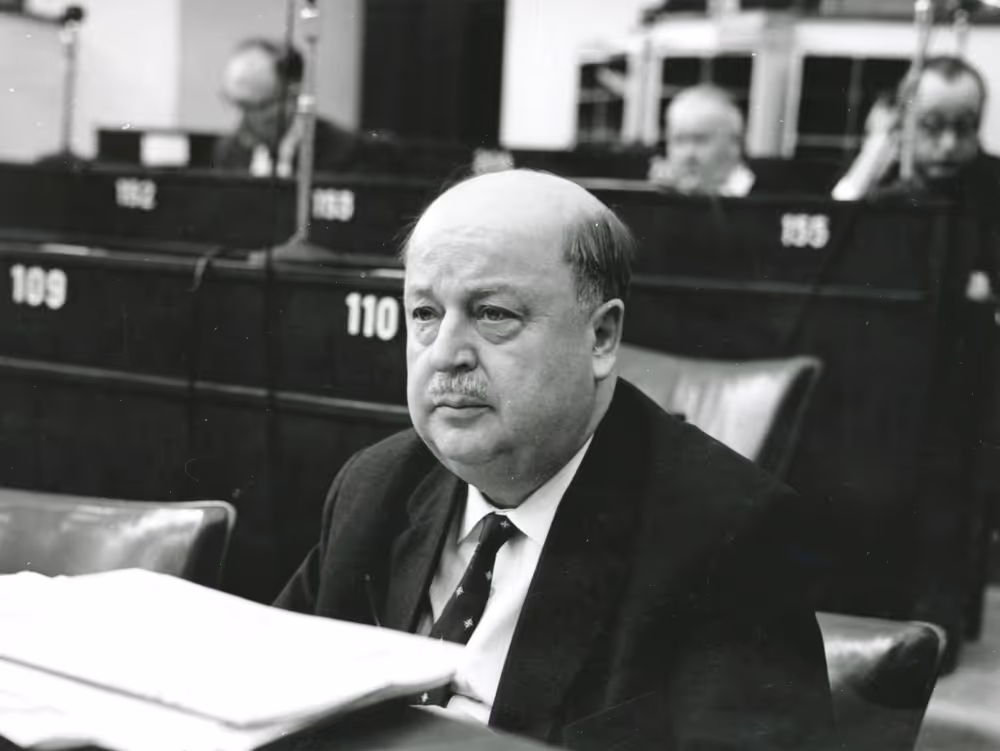 Various pictures in January 1962