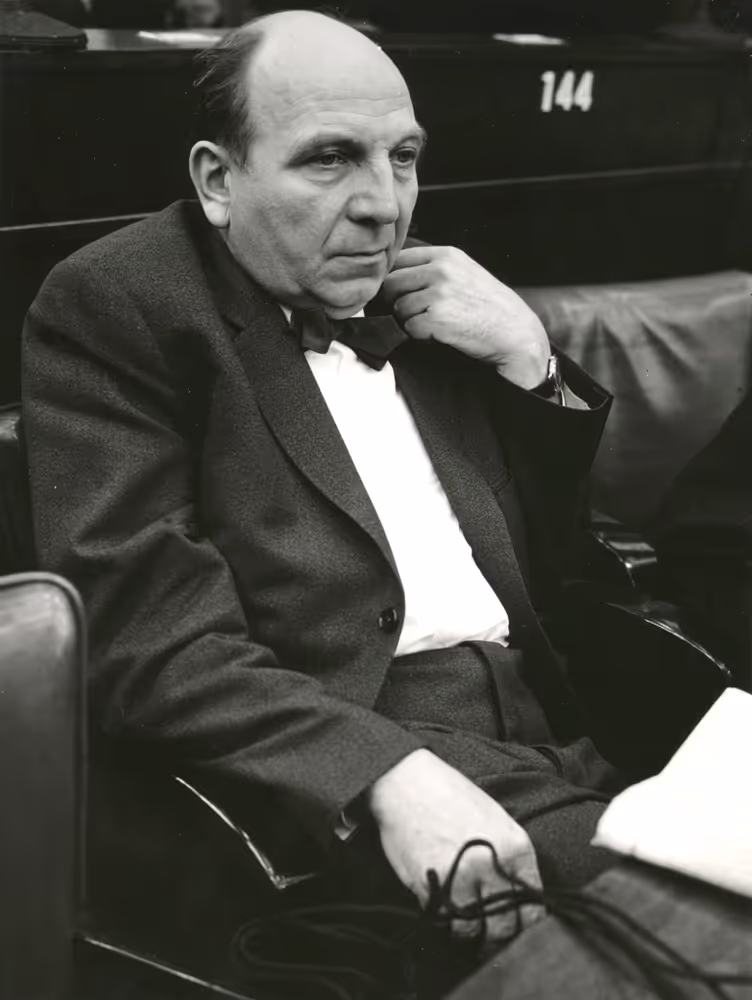 Various pictures in January 1962