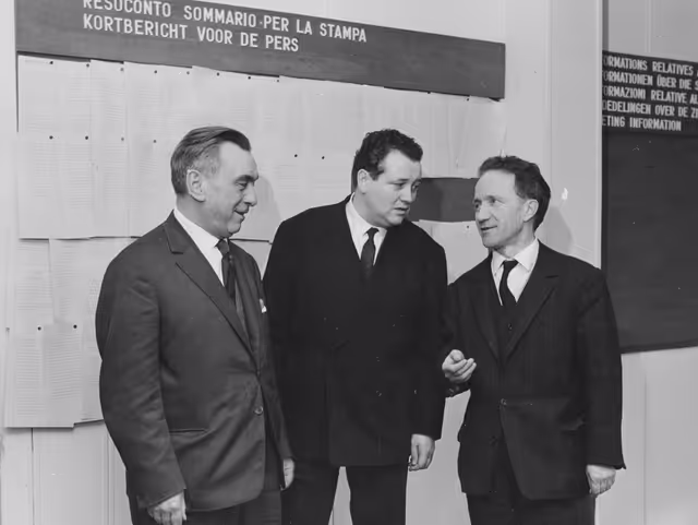 Fotografia 4: Jean BERNASCONI and Emile VANRULLEN during a session in Strasbourg, France, February 20, 1962.