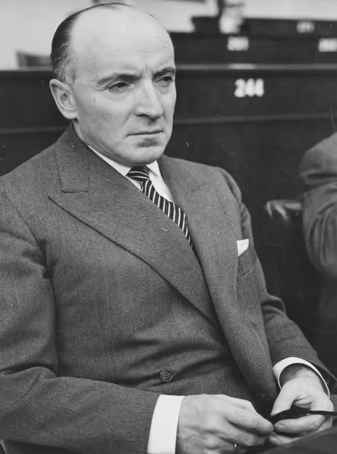 Fotografia 2: Daniele TURANI during a session in Strasbourg, France, February 20, 1962.