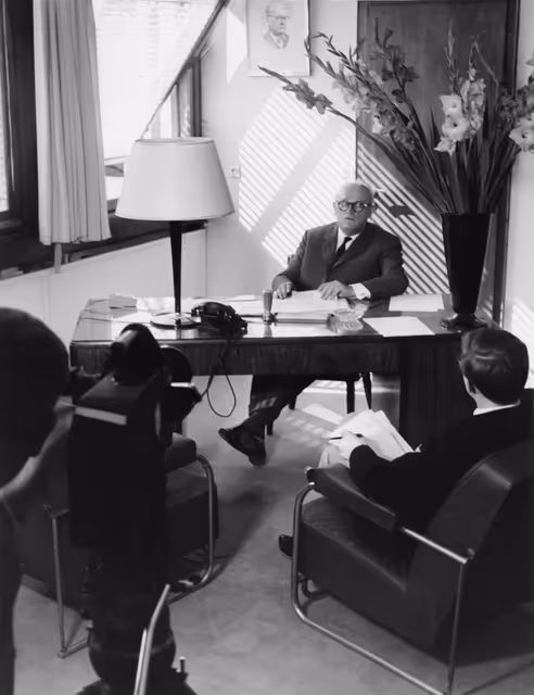 Fotogrāfija 8: Victor Leemans during an interview in Strasbourg, September 24, 1965