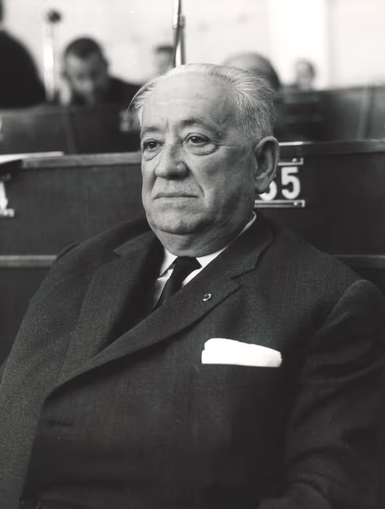 Various pictures in May 1966