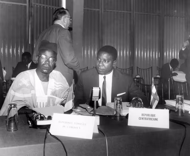 Réunion annuelle de la Conférence Parlementaire de l'Association entre la Communauté économique européenne et les États africains et malgache associés, à Abidjan, Côte d'Ivoire, le 10 Décembre 1966. Annual Meeting of the Parliamentary Conference of the Association between the European Economic Community and the Associated African States and Madagascar, in Abidjan, Ivory Coast, December 10, 1966.