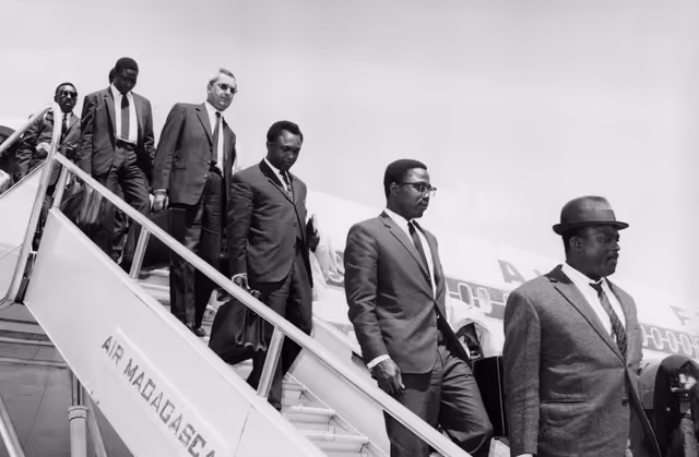 Fotó 6: Visit to Madagascar from 9th to 15th January 1969 - Arrival of EEC delegates