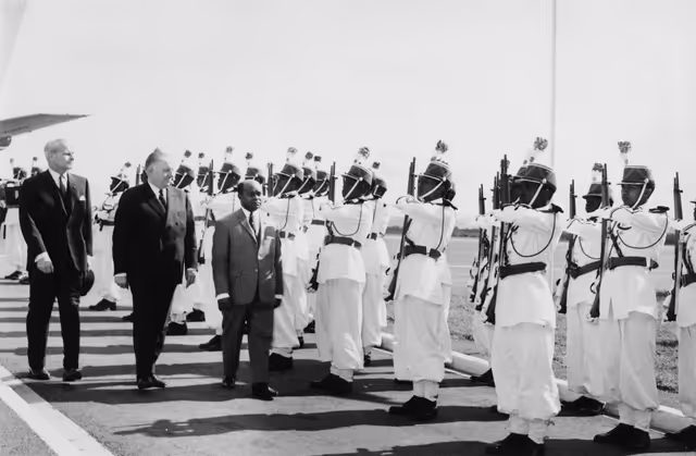 Fotó 3: Visit to Madagascar from 9th to 15th January 1969 - Arrival of EEC delegates