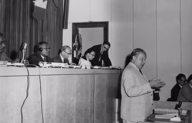 Fotó 7: Visit to Madagascar from 9th to 15th January 1969 - Conference