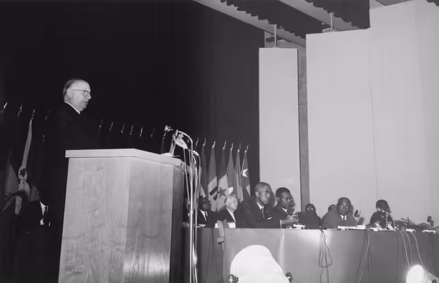 Fotó 18: Visit to Madagascar from 9th to 15th January 1969 - Conference