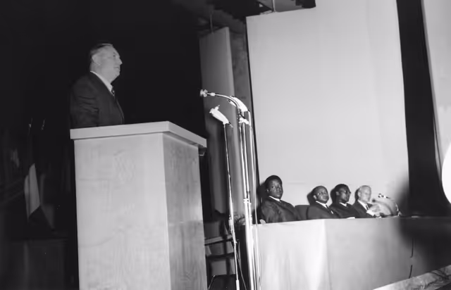 Fotó 13: Visit to Madagascar from 9th to 15th January 1969 - Conference