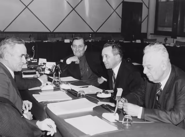 Meeting with MEPs Michel COINTAT, André COLIN, Yves ESTEVE and Hervé LAUDRIN during a session in Strasbourg, France, March 10, 1970.