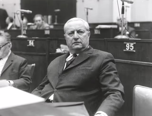 Photo 5 : Strasbourg session in November 1970
