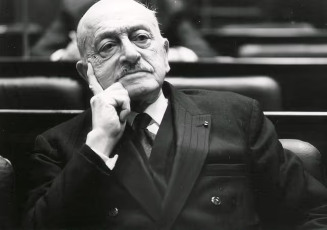 Plenary session in December 1974