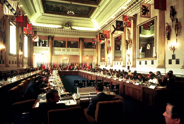 Photo 35 : ACP-EU Convention in Dublin in May 1975