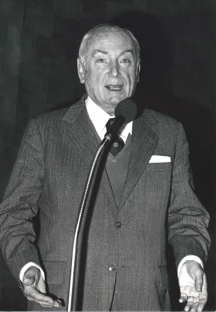 The ACP-EU Agreements in November 1975