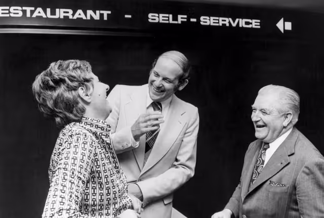 Fotó 1: Georges SPENALE EP President meets some journalists