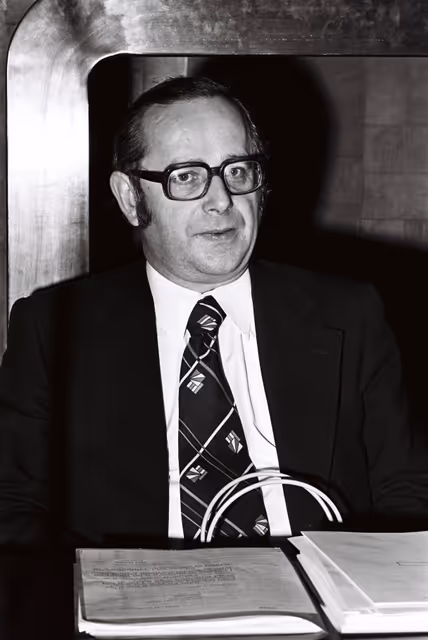 Photo 3: Carlo MEINTZ during a plenary session in Luxembourg, April 5-9, 1976.