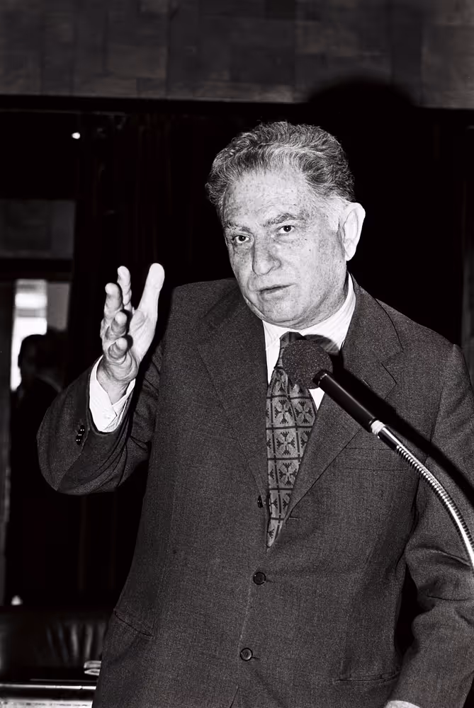 Luigi NOE during a plenary session in Luxembourg, April 5-9, 1976.