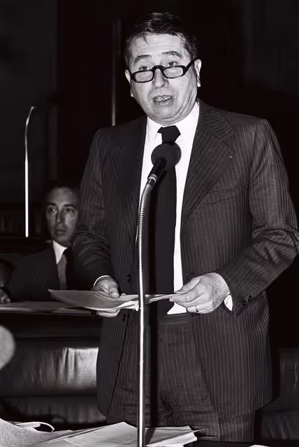 Fotografi 8: Plenary session Luxembourg april 1976
