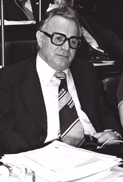 Fotografi 19: Plenary session Luxembourg april 1976