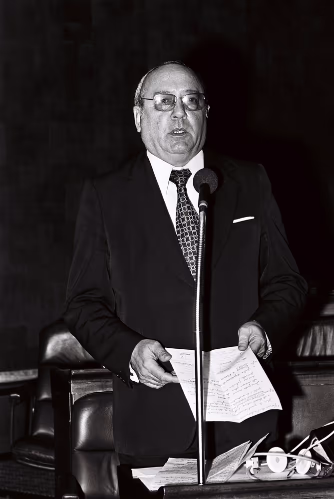 Plenary session Luxembourg april 1976