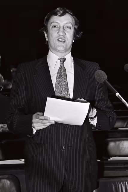 Fotografi 10: Plenary session Luxembourg april 1976