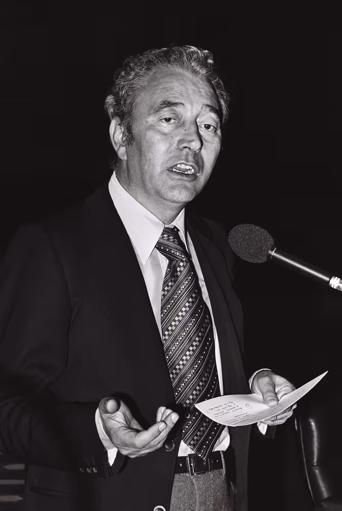 Plenary session Luxembourg april 1976