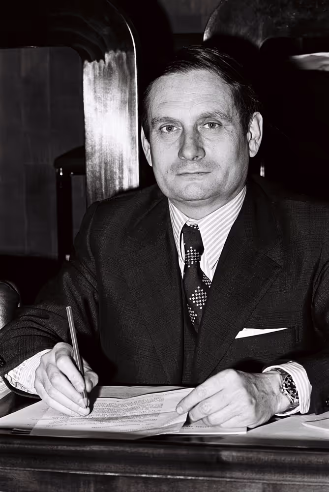 Jean-François PINTAT during a plenary session in Luxembourg, April 5-9, 1976.
