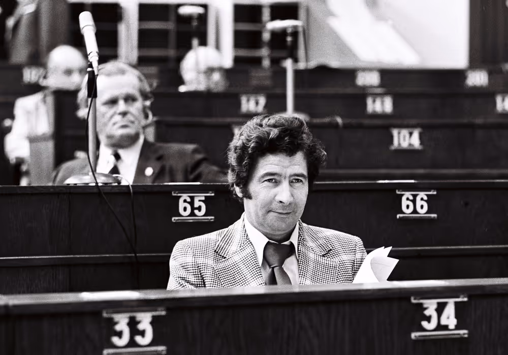 Charles B. McDONALD during a plenary session in Strasbourg, May 10-14, 1976.