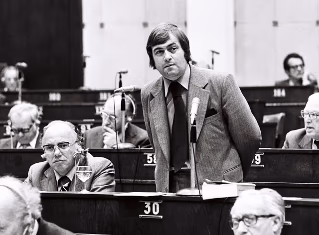 Suriet 2: John Leslie PRESCOTT during a plenary session in Strasbourg, May 10-14, 1976.