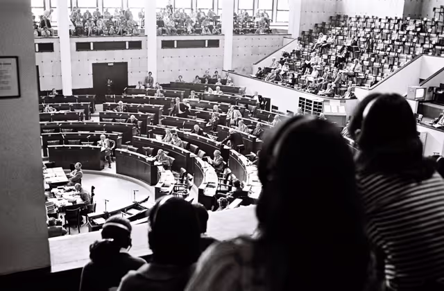 Φωτογραφία 48: General view of a plenary session in Strasbourg, June 10-14, 1976