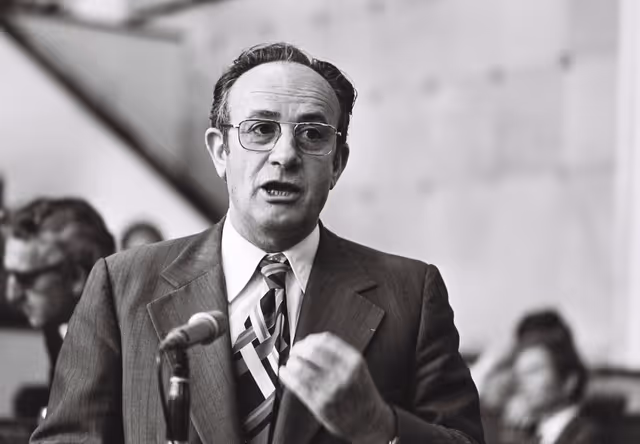 Φωτογραφία 48: Michel COINTAT during a plenary session in Strasbourg, June 14-18, 1976