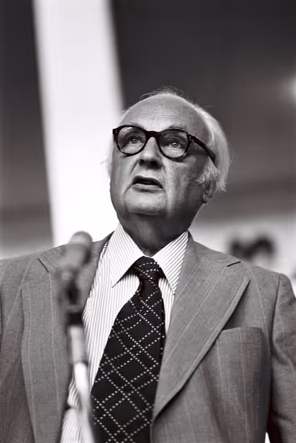 Hubert GLADWYN during a plenary session in Strasbourg, June 14-18, 1976