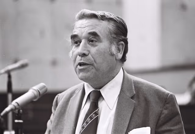 Φωτογραφία 30: William MOLLOY during a plenary session in Strasbourg, June 14-18, 1976