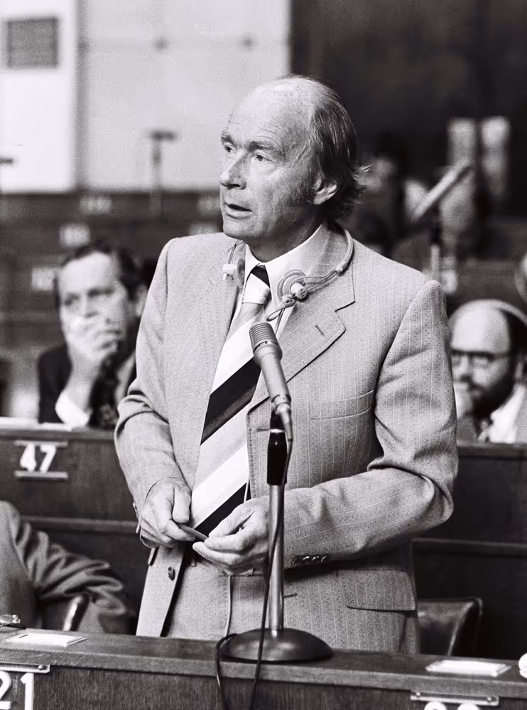 European Commissioner Patrick HILLERY during a plenary session in Strasbourg, June 14-18, 1976