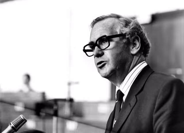 Φωτογραφία 40: Knud THOMSEN during a plenary session in Strasbourg, June 14-18, 1976