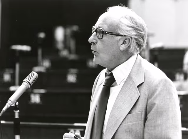 Φωτογραφία 35: Johannes BROEKSZ during a plenary session in Strasbourg, June 14-18, 1976