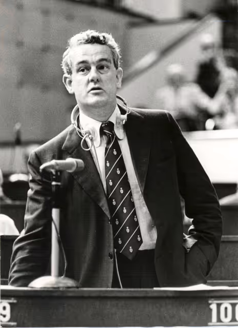 Φωτογραφία 24: Tam DALYELL  during a plenary session in Strasbourg, June 14-18, 1976