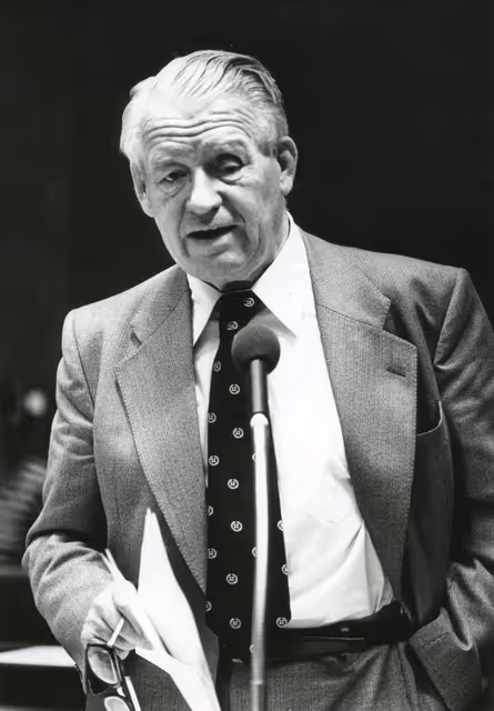 Various pictures in June 1976