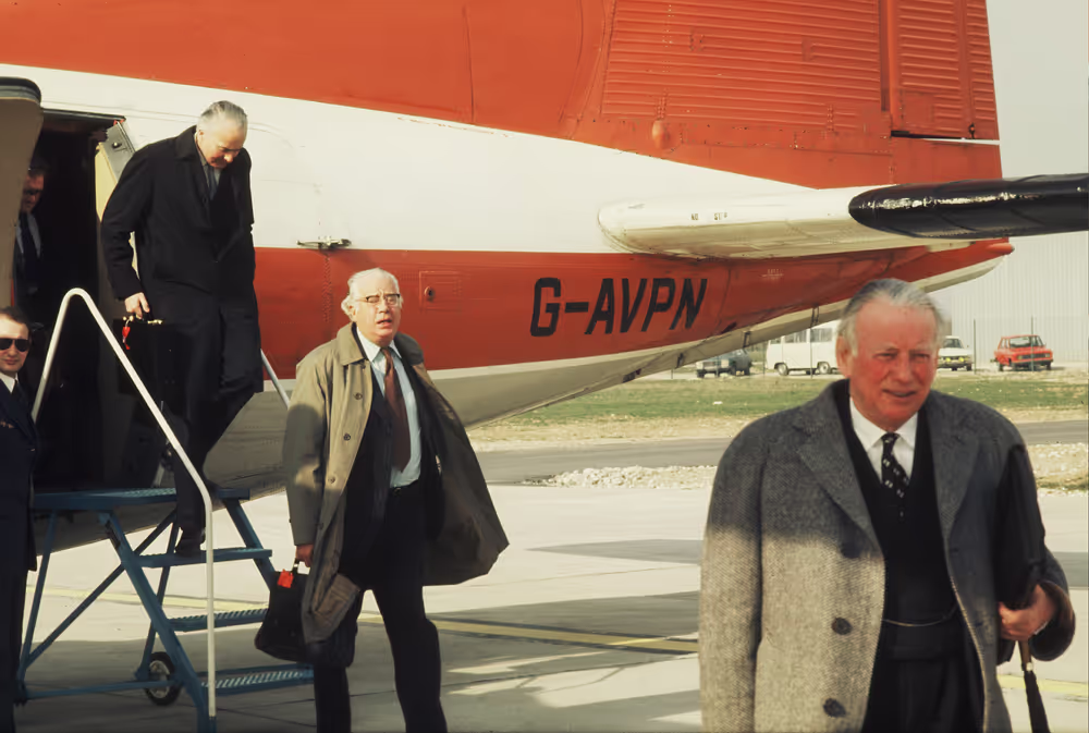 Flight Charter with MEP in 1977