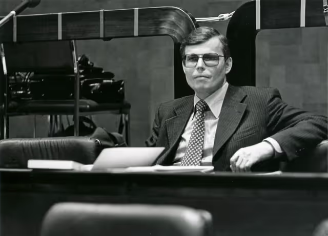 Portraits in February 1977