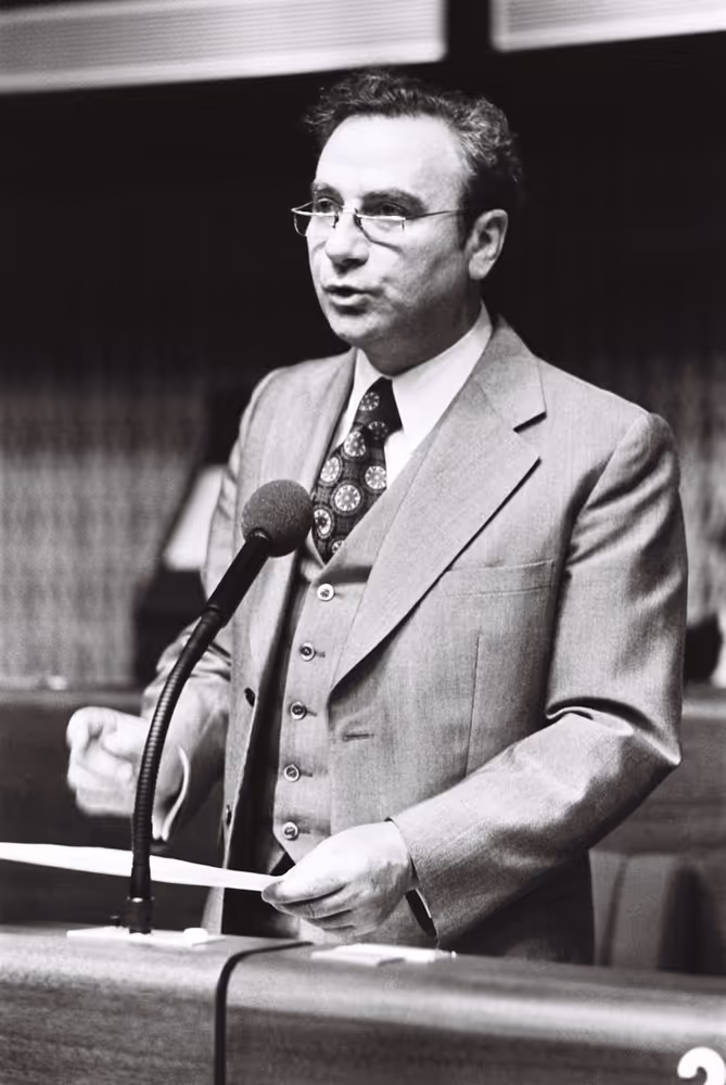 Plenary session in Strasbourg in April 1977